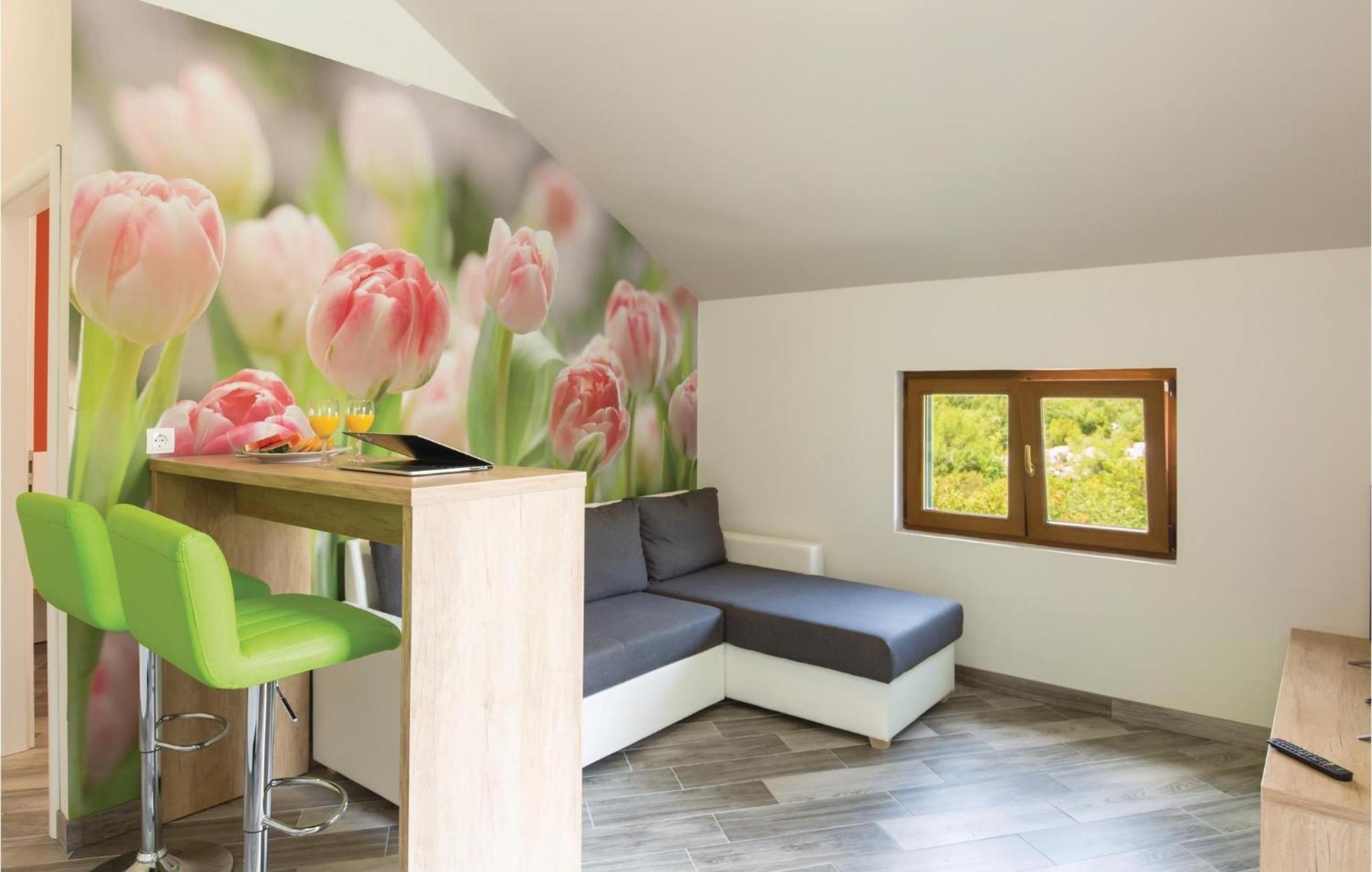 6 Bedroom Gorgeous Home In Zagvozd ภายนอก รูปภาพ