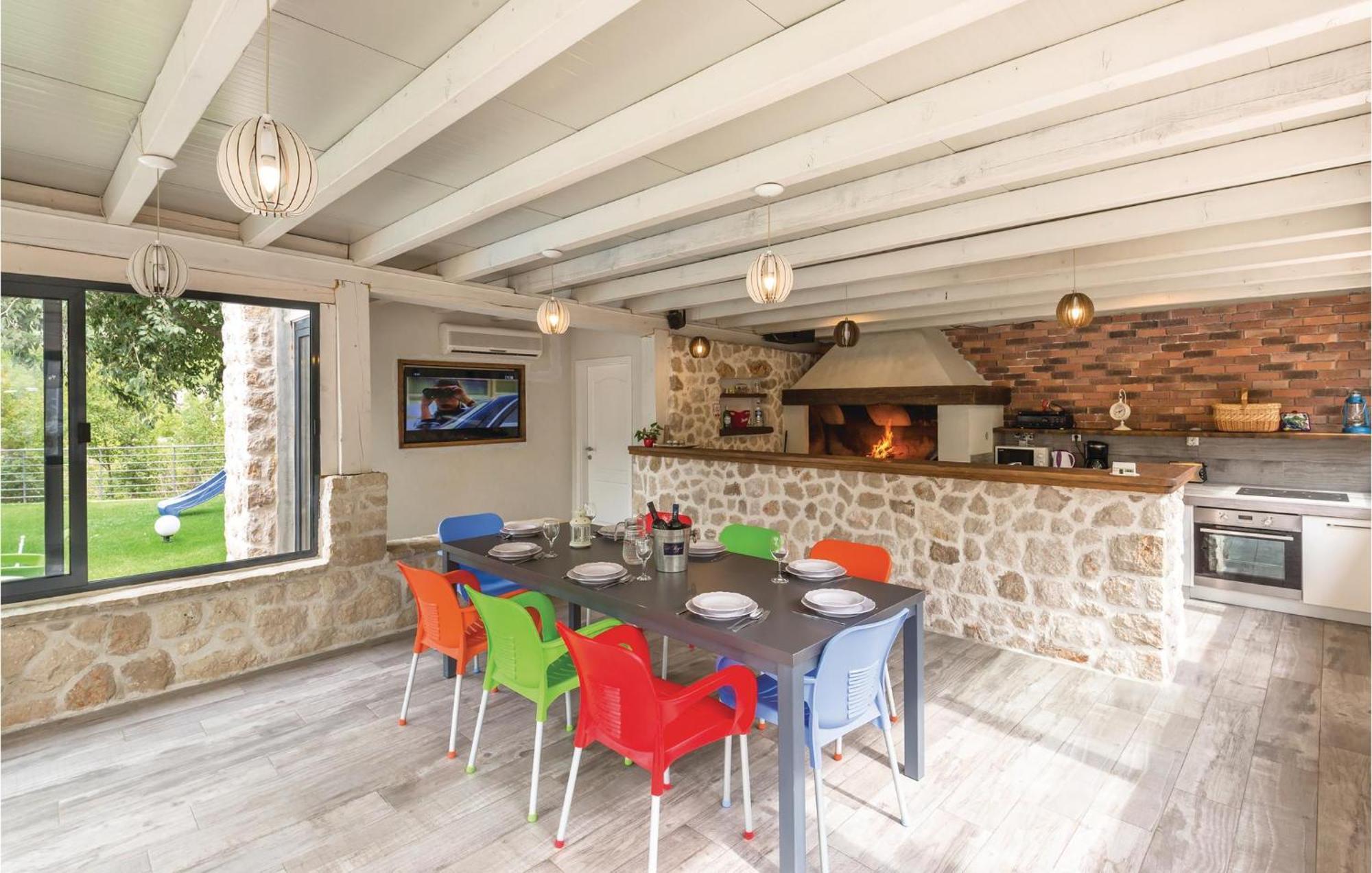 6 Bedroom Gorgeous Home In Zagvozd ภายนอก รูปภาพ